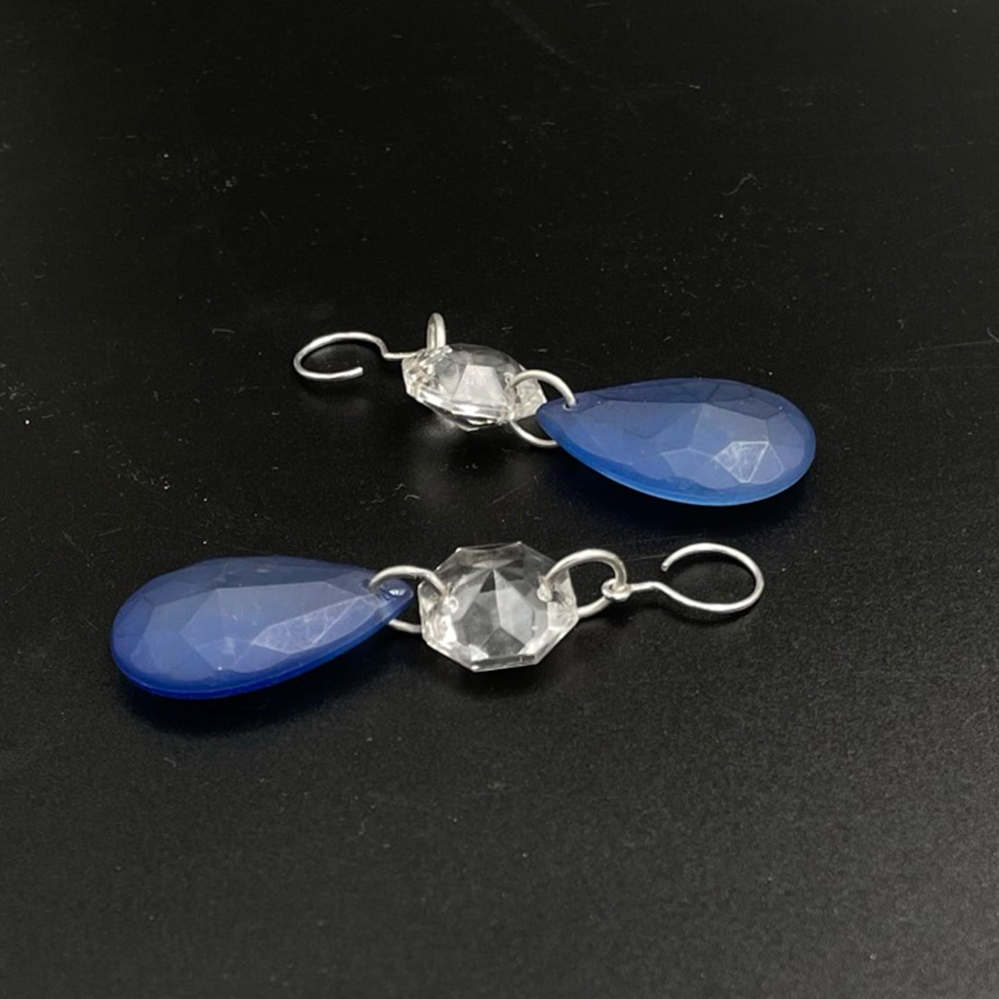 Crystal Earrings Pyramid Blue drop